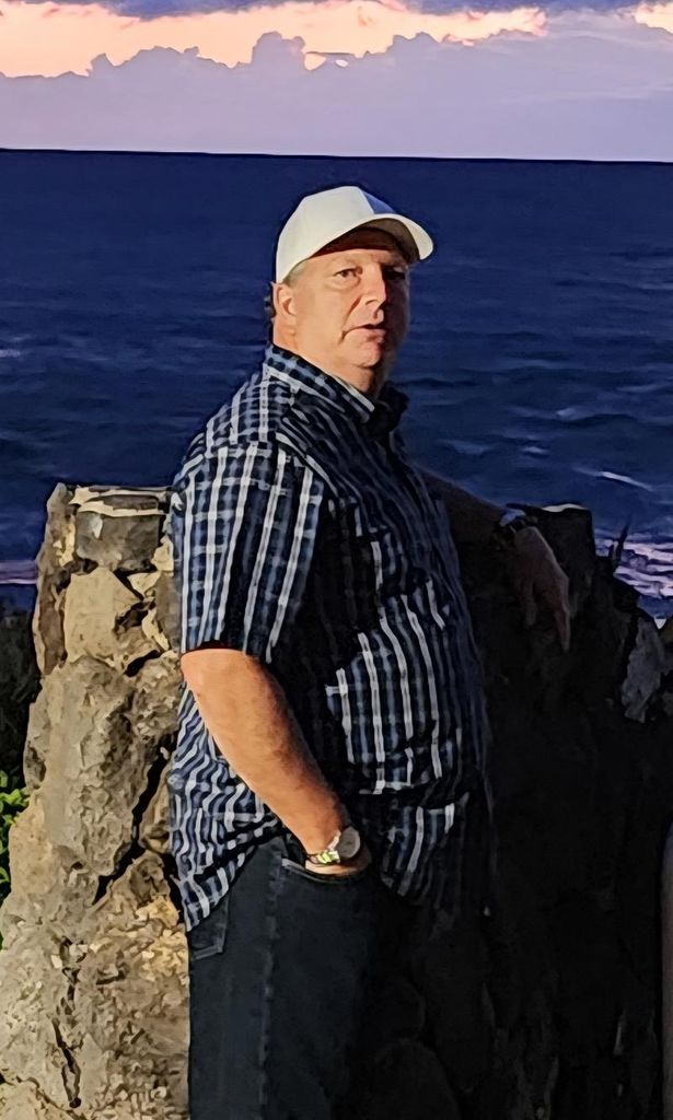 Thomas Gordon Mongeau Profile Photo