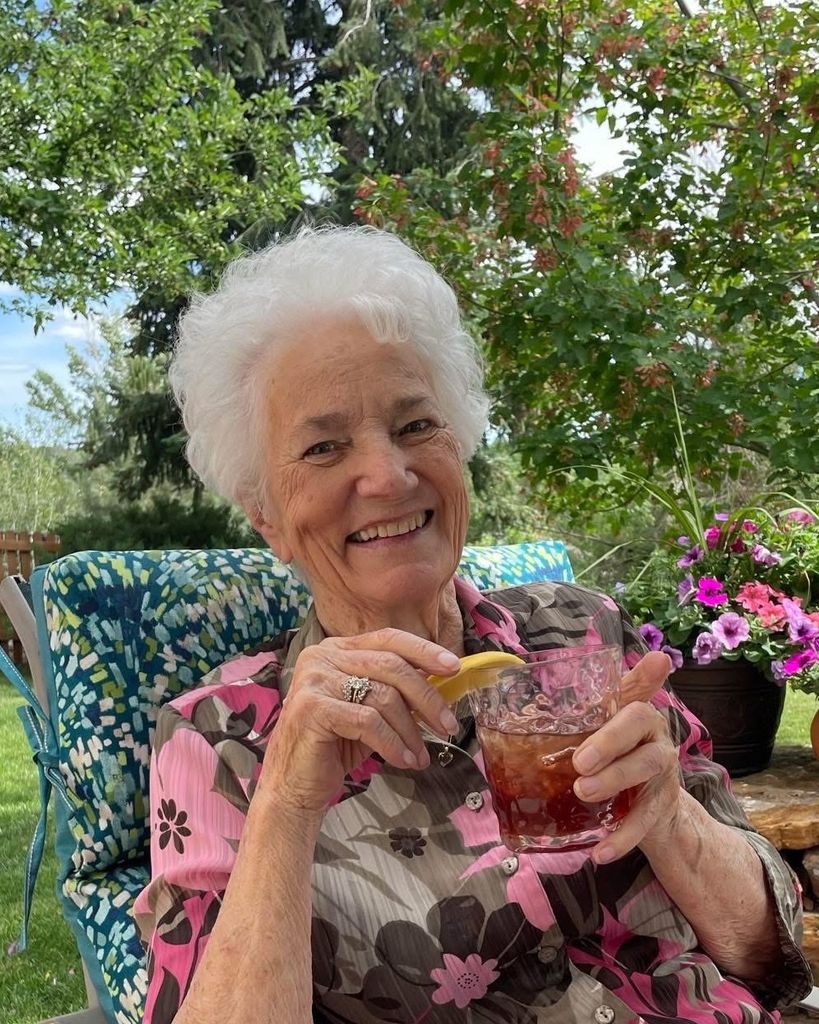 Esther Brewer Profile Photo