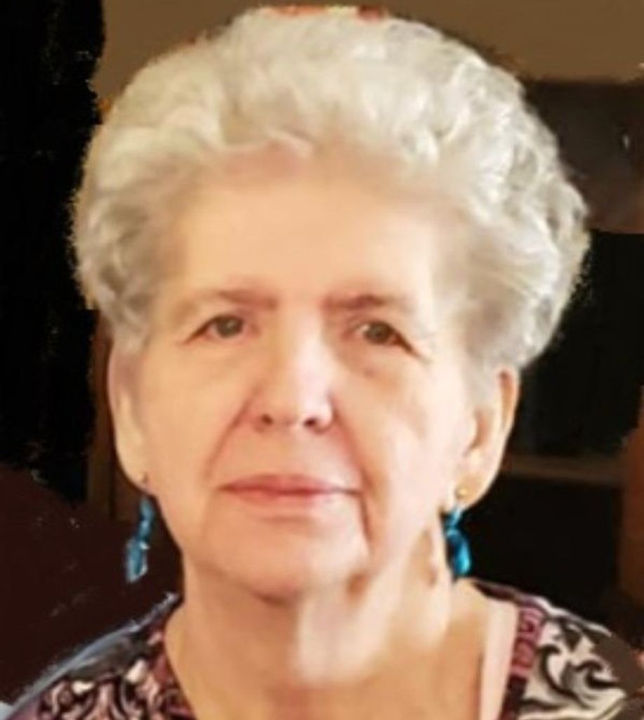 Linda Lea Petit