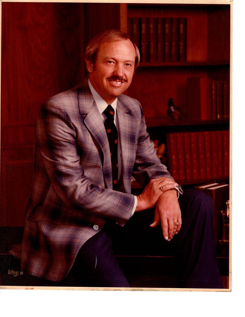 Donald Robbins Liem