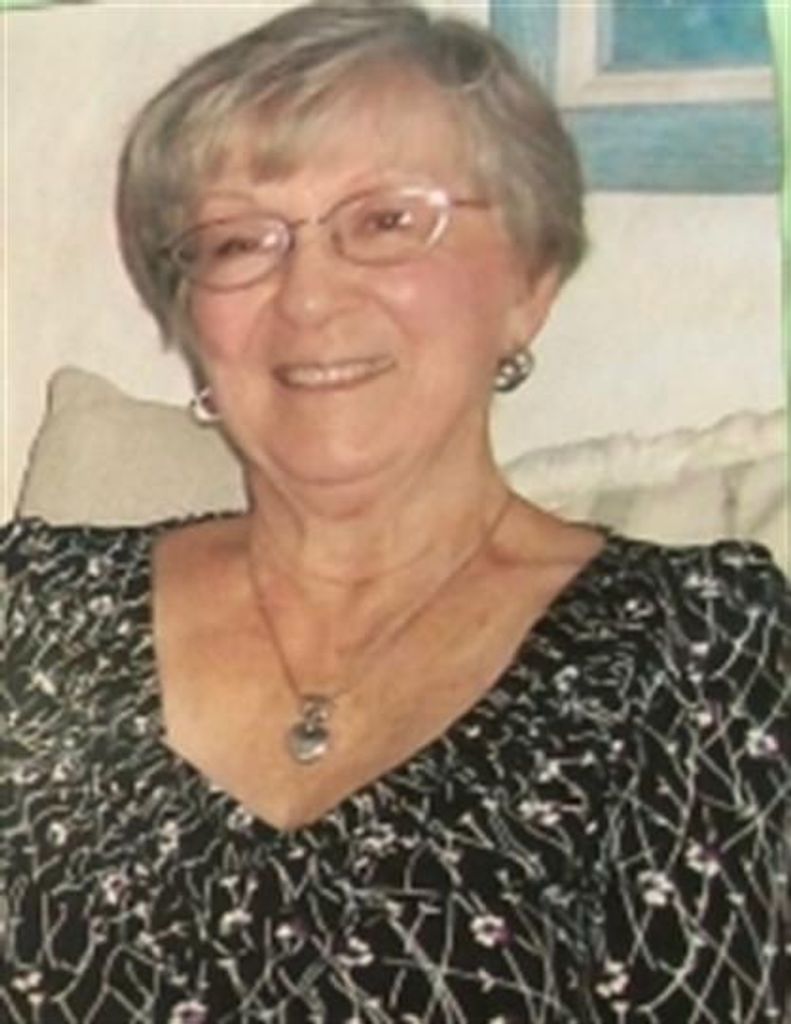 Suzanne Russell Smith