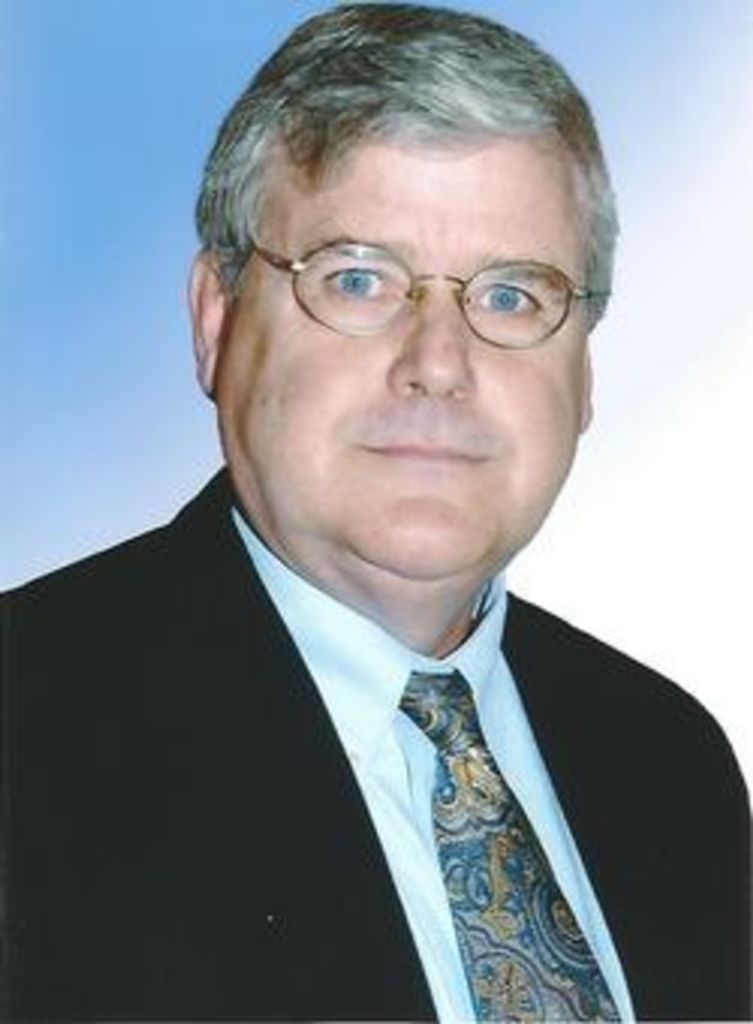 Bruce Graham Davey Profile Photo