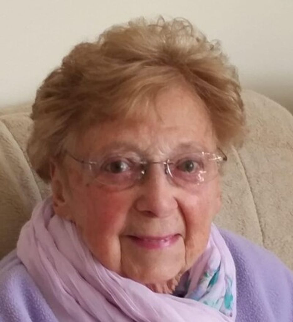 Marilyn D. Papineau Profile Photo