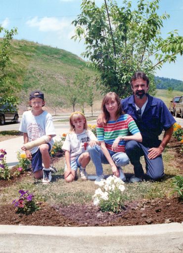 Deanna (Hoskins)  Douglas photo gallery thumbnail 77 of 140
