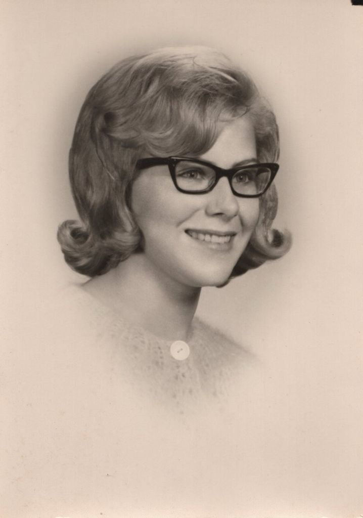 Vivian Vellenga-Walton