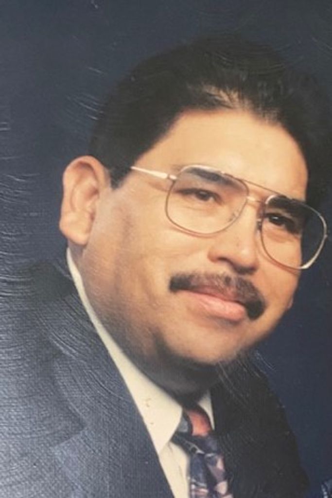 Reynaldo Quintanilla Profile Photo