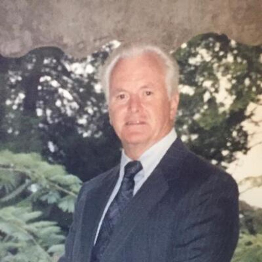 Louie Anderson Walston, Jr. Profile Photo