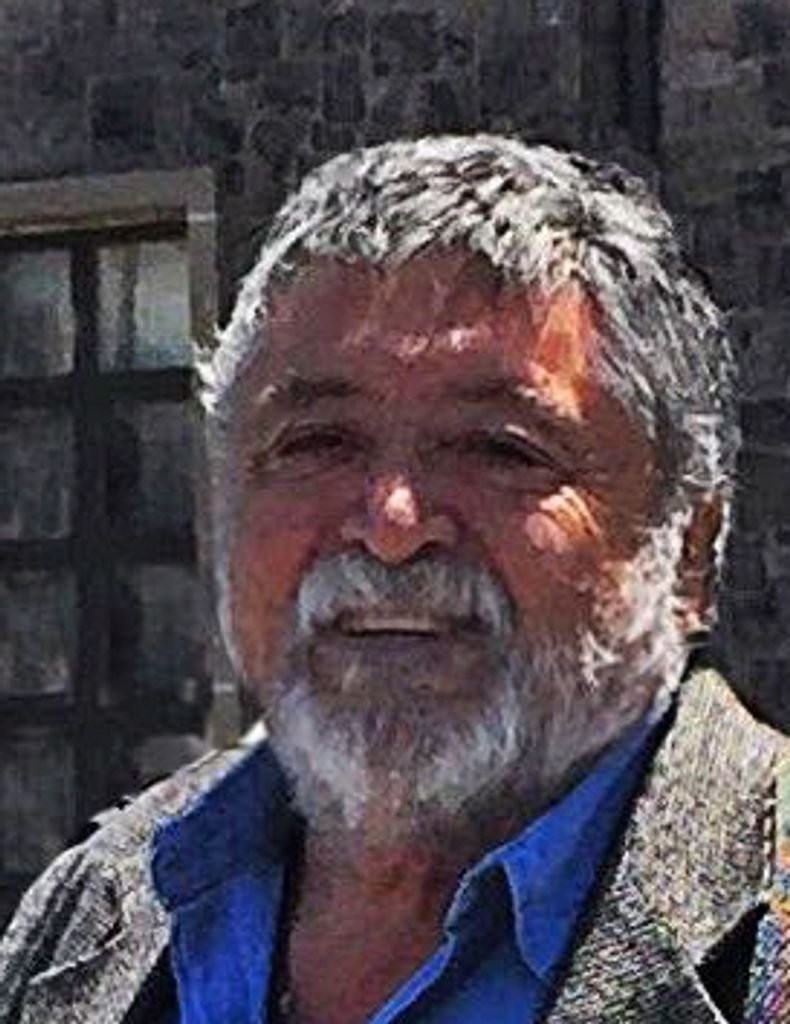 Juan Alfredo Castro Profile Photo