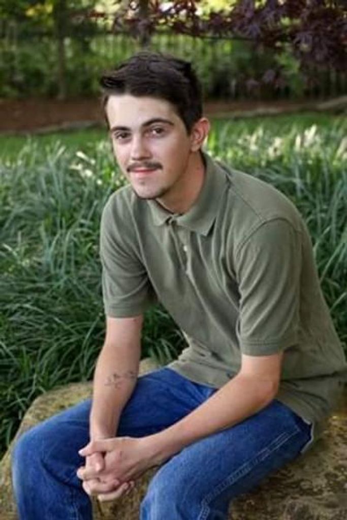 Johnathon Dakota Roberts Profile Photo