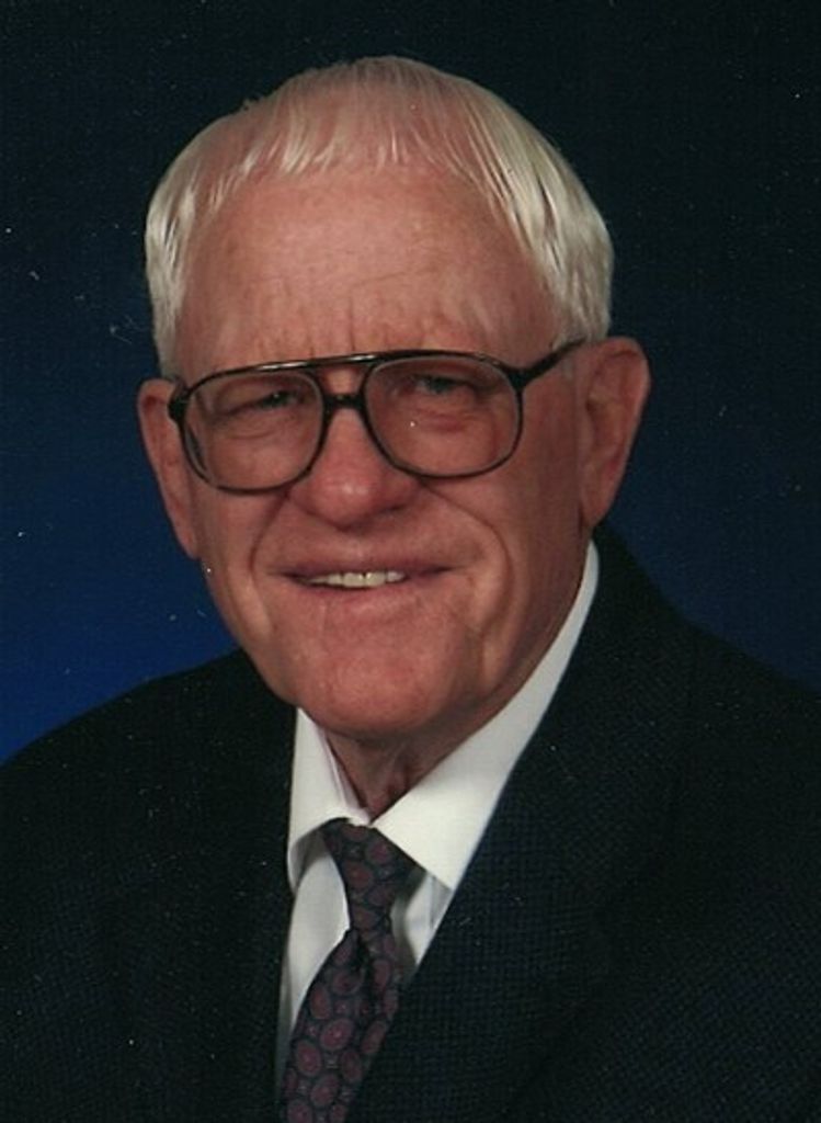 Cecil Hoelting Profile Photo