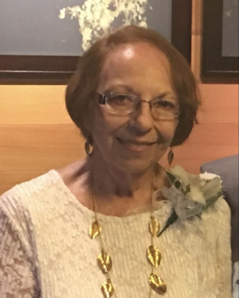 Mary Lou Hinton Profile Photo