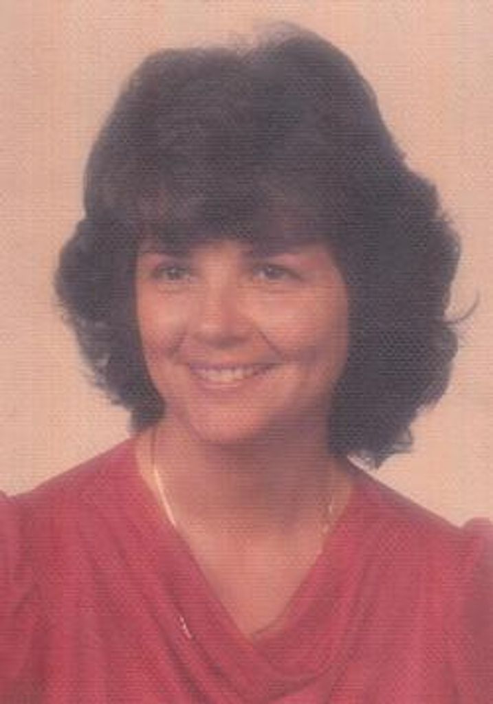 Sandy L Young Profile Photo