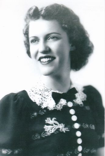 Margaret Murphy photo gallery thumbnail 5 of 58