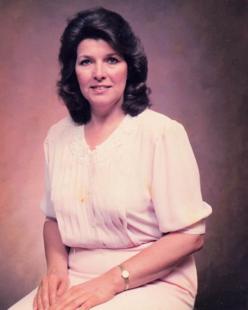 Carloyn Louise Neely