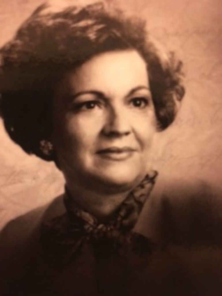 Earnestine Panos