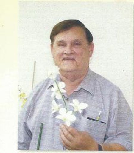 Howard Russell Wolf Profile Photo