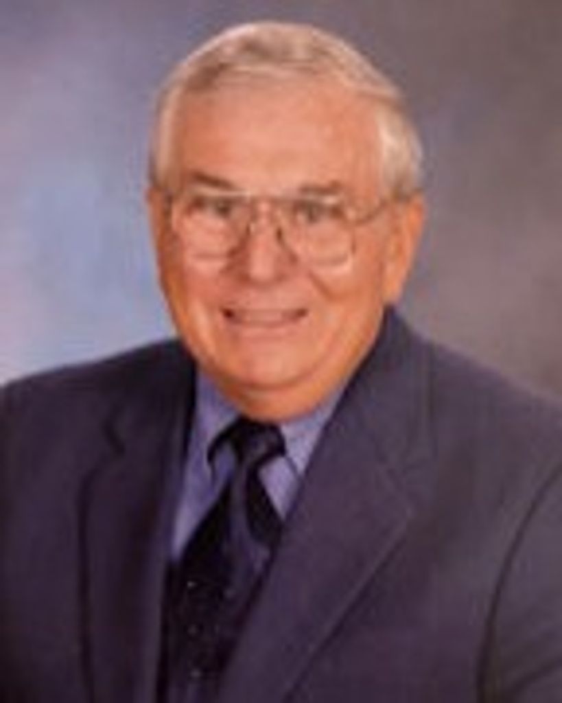 Charles W. "Buzz" Knoles Profile Photo