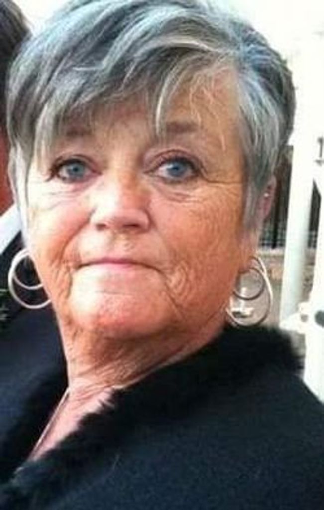 Loretta Decker