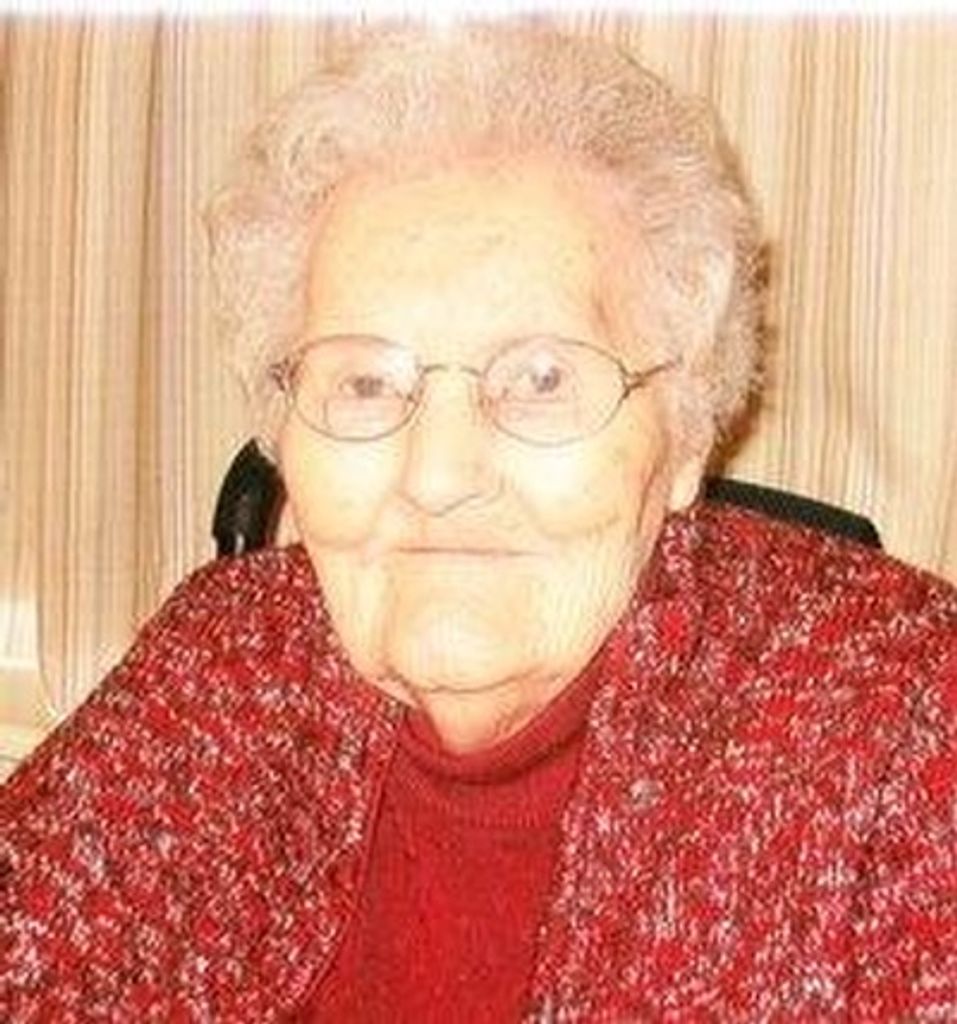 Constance ''Lauretta'' Barteaux