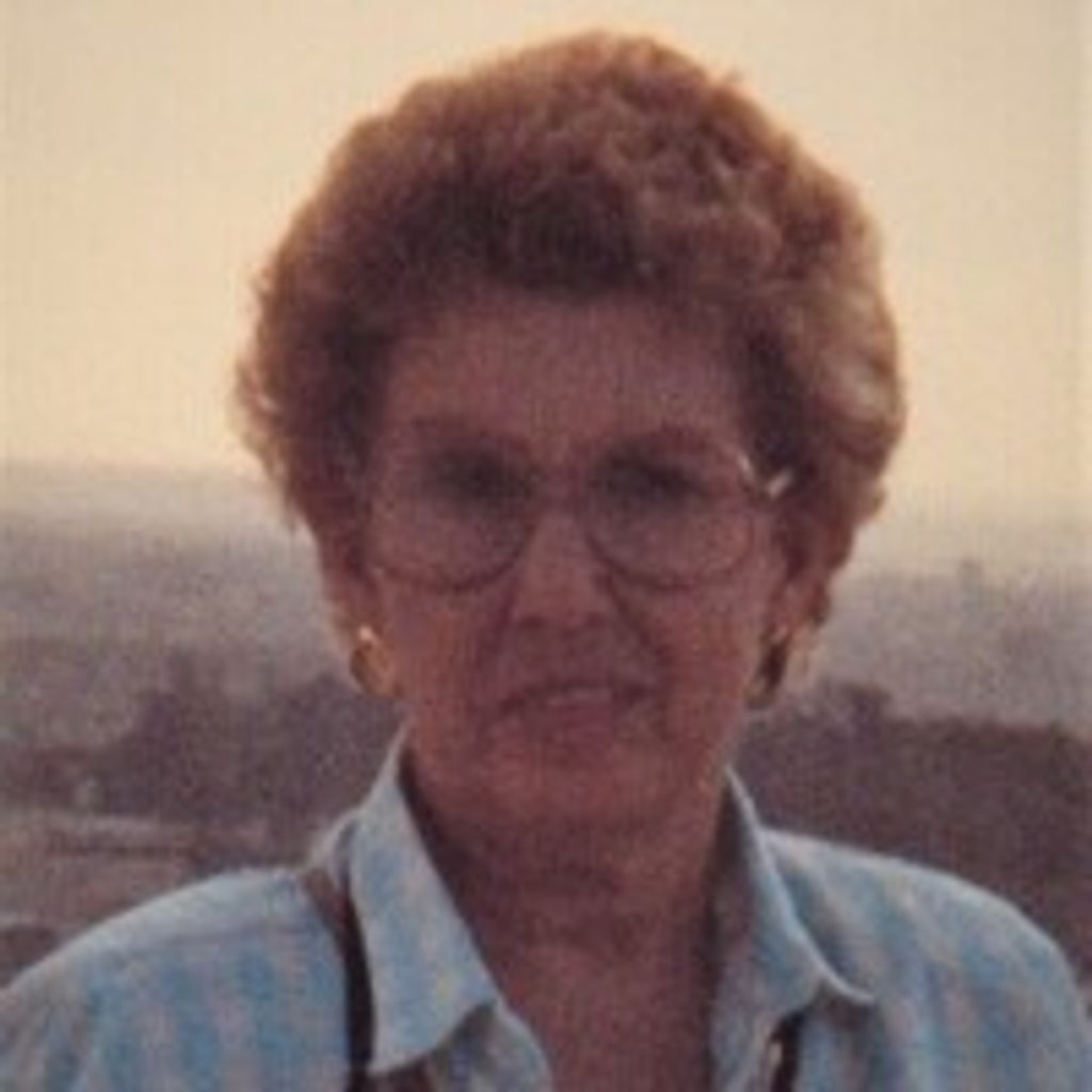 Mary Jo Lyon