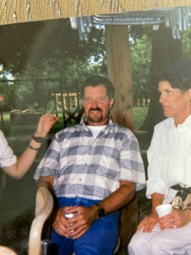 Robert Lynch photo gallery thumbnail 1 of 5