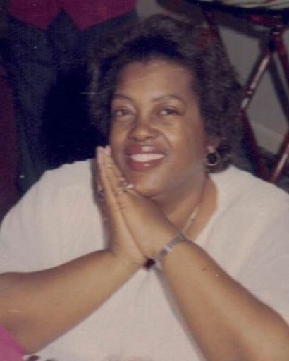 Evelyn Fay Davis's obituary image