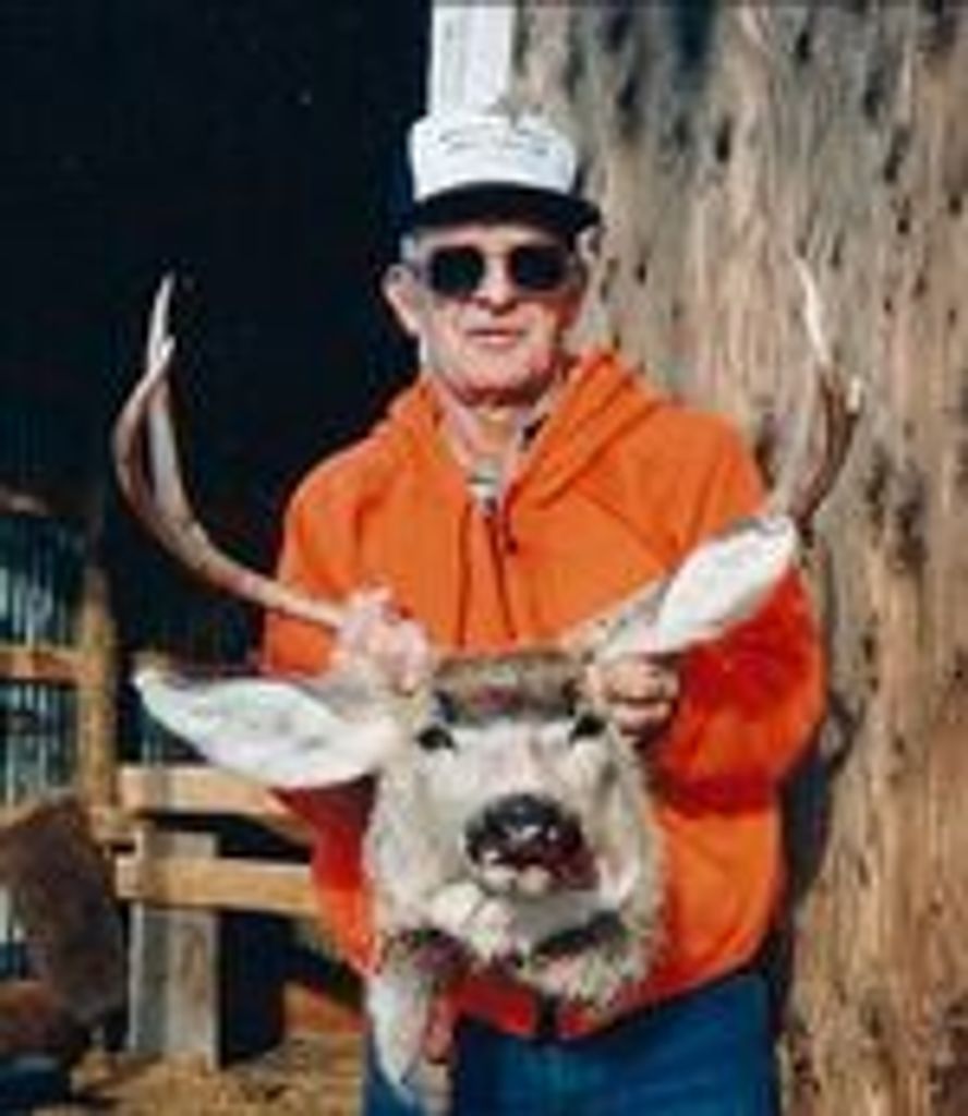 Robert 'Bob' Wayne Bowker