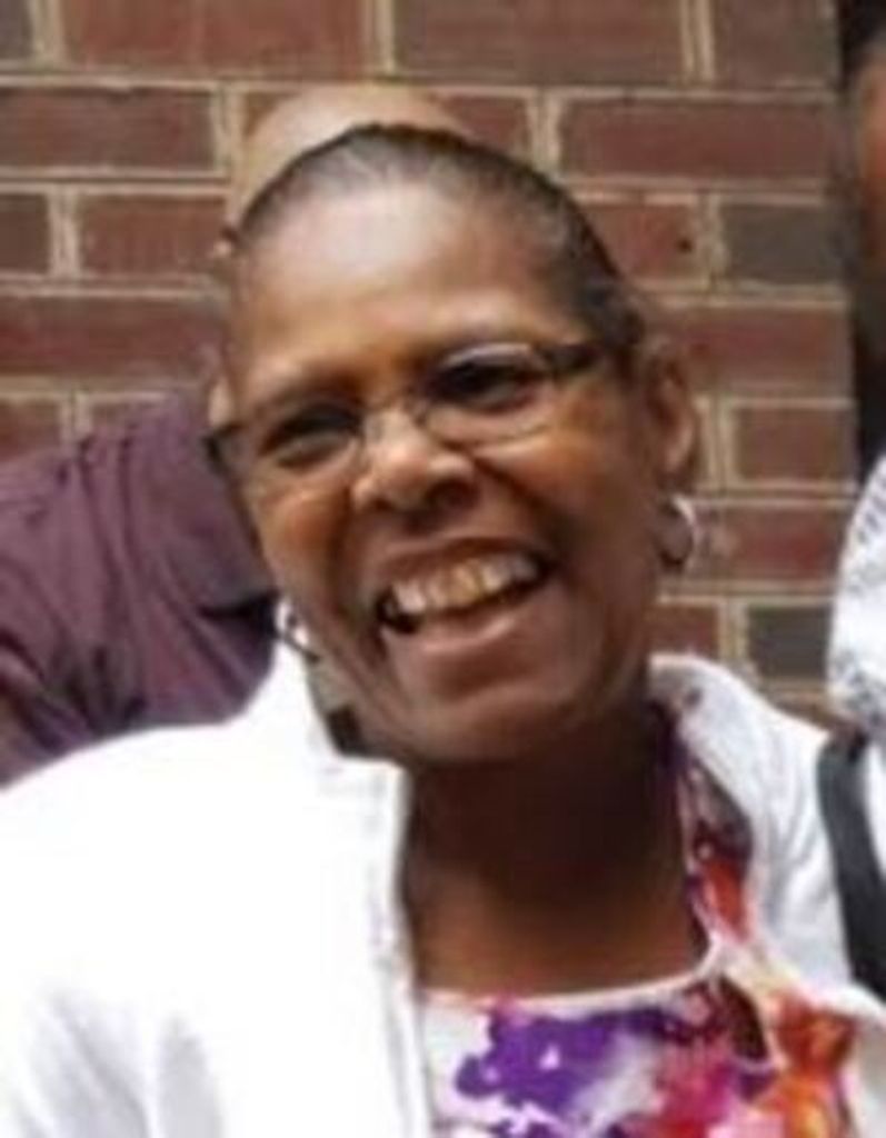 Ernestine Jones Moore Profile Photo