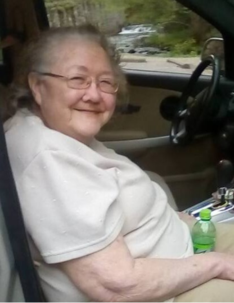 Carolyn Jean Loope Profile Photo