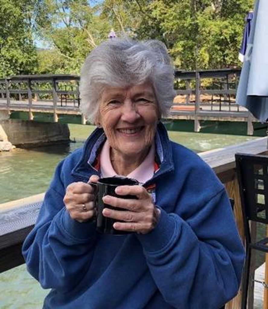 Olive Ross Profile Photo