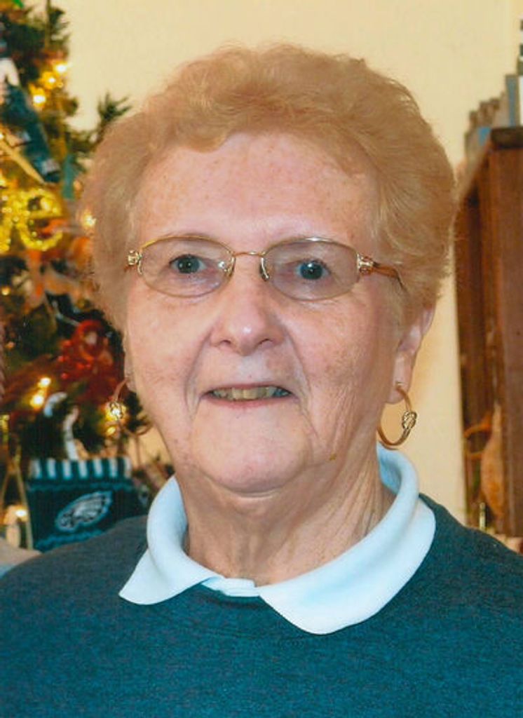 Suzanne Kern Profile Photo