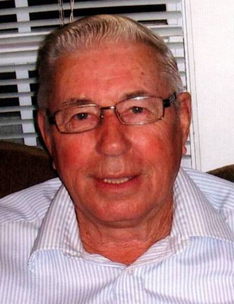 Mr. Thomas Robert Helton Profile Photo