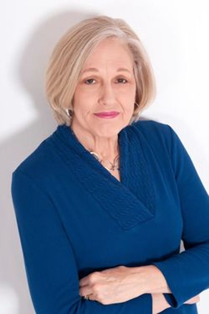 Shelly Murphy Profile Photo