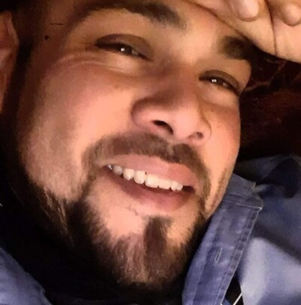 Roberto Rosales Jr. Profile Photo