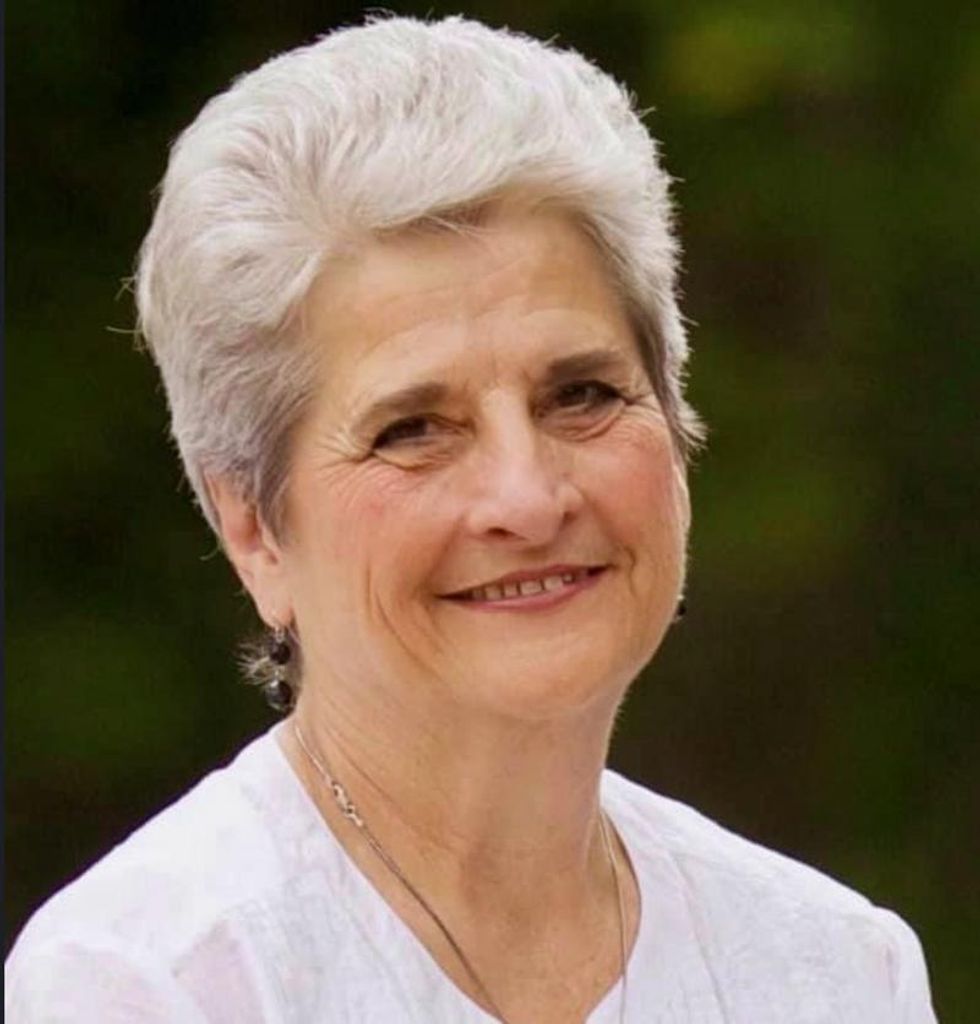 Beverly Wood Pacas Profile Photo