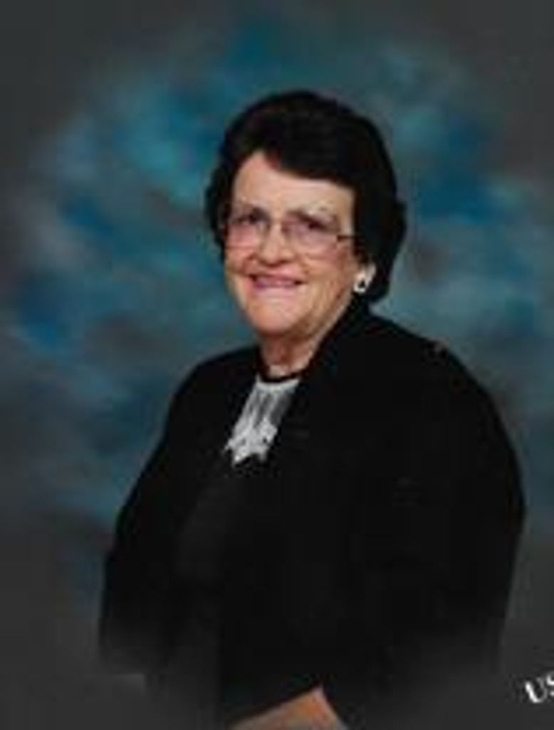 Virginia Holt