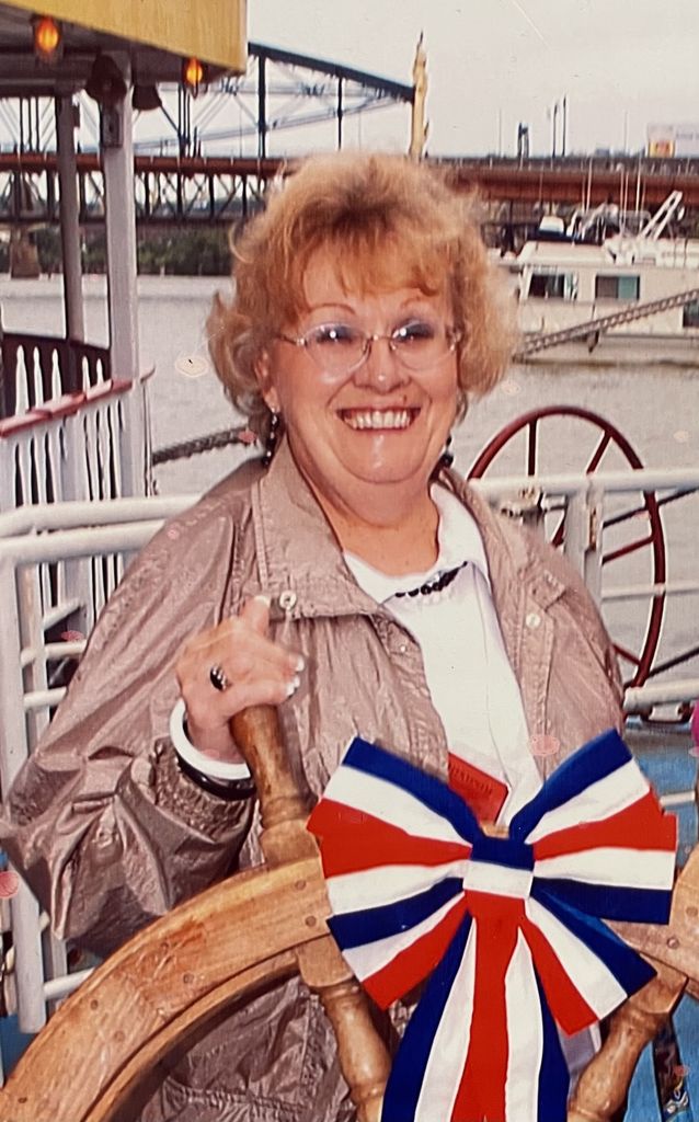 Marilyn "Mitzi" Burton