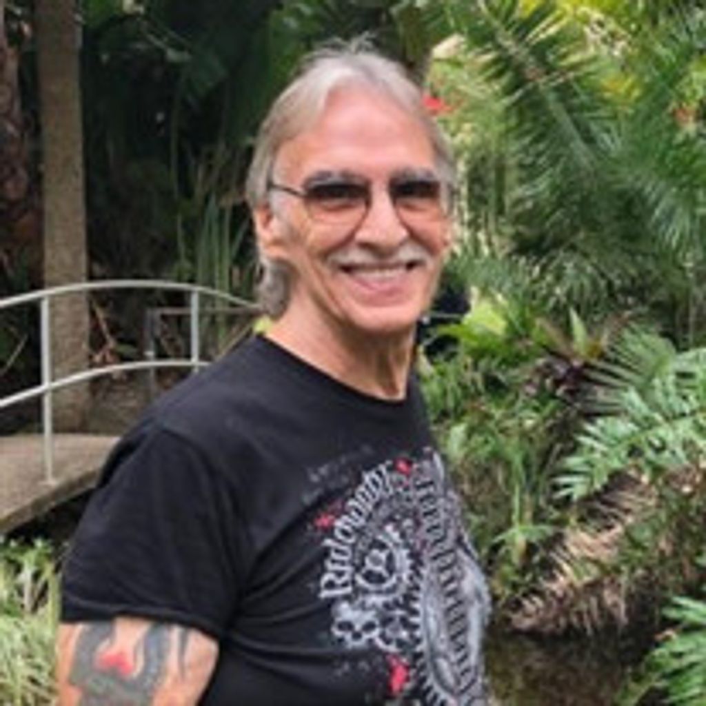 Robert "Bob" Alexander Mackinnon