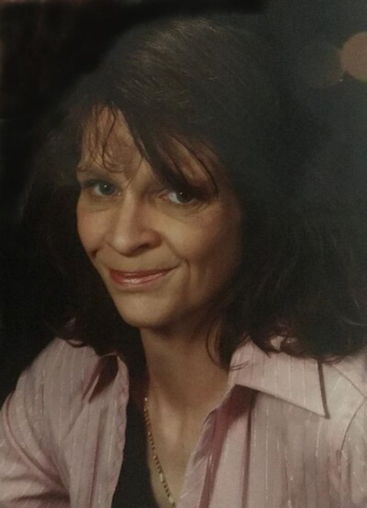 Tina Mae Hunt Profile Photo