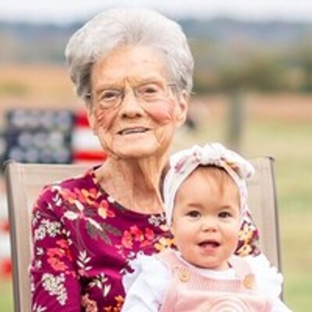 Joann Plants Sommer Profile Photo