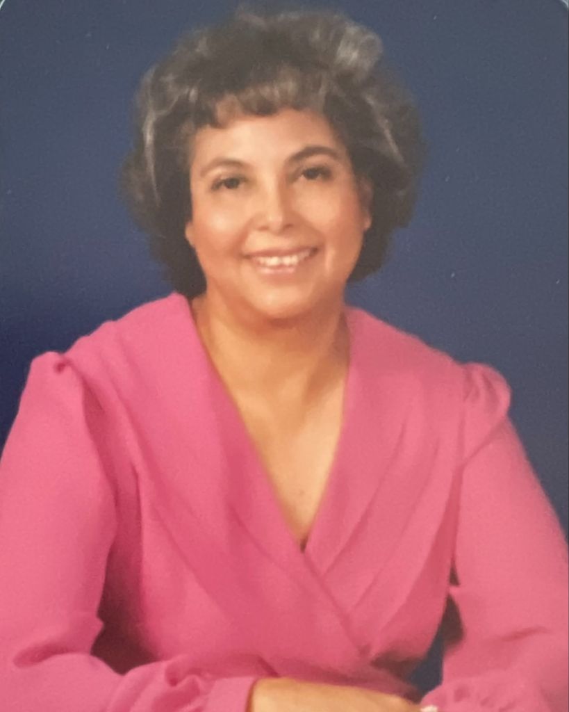 Juanita V Martinez