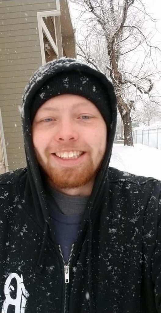 Andrew Renninger Profile Photo