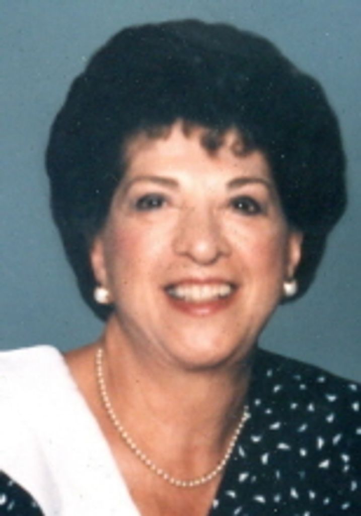 Nadine 'Nardi' E. Detlof