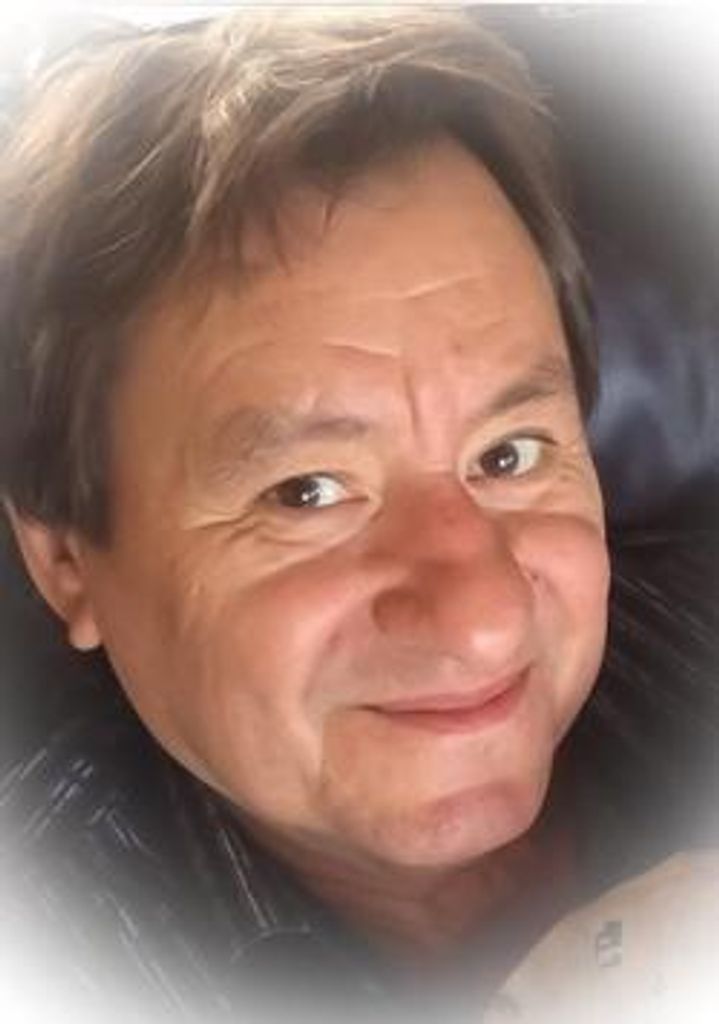 Leonel "Lonny" De La Garza