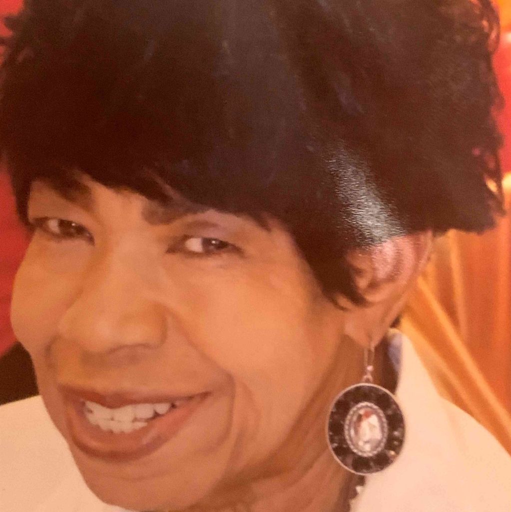 Mary Davis Profile Photo