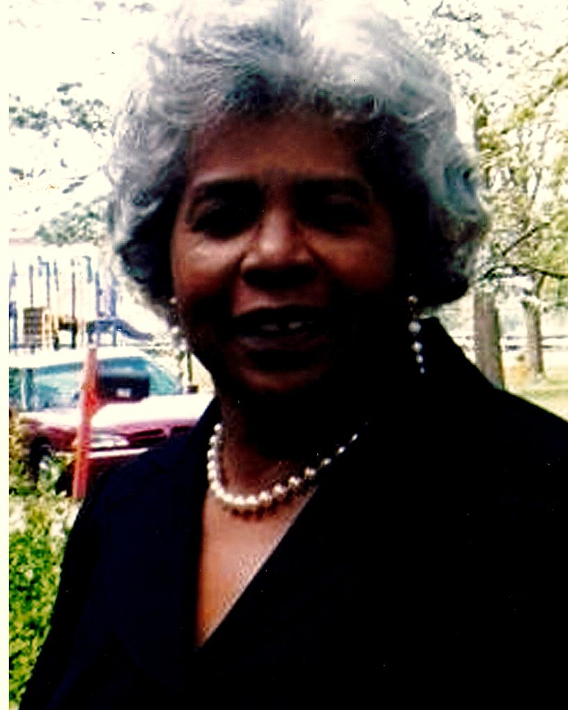 Ellarine Moses Profile Photo