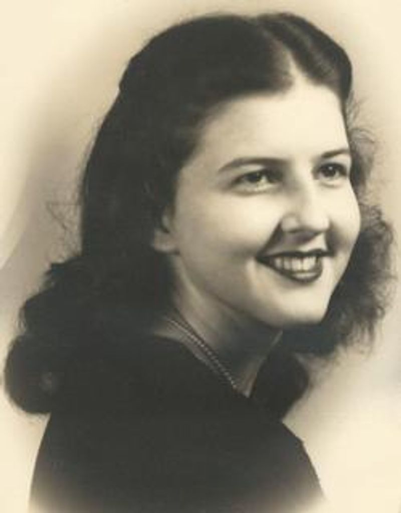 Christine Kelly Page Profile Photo