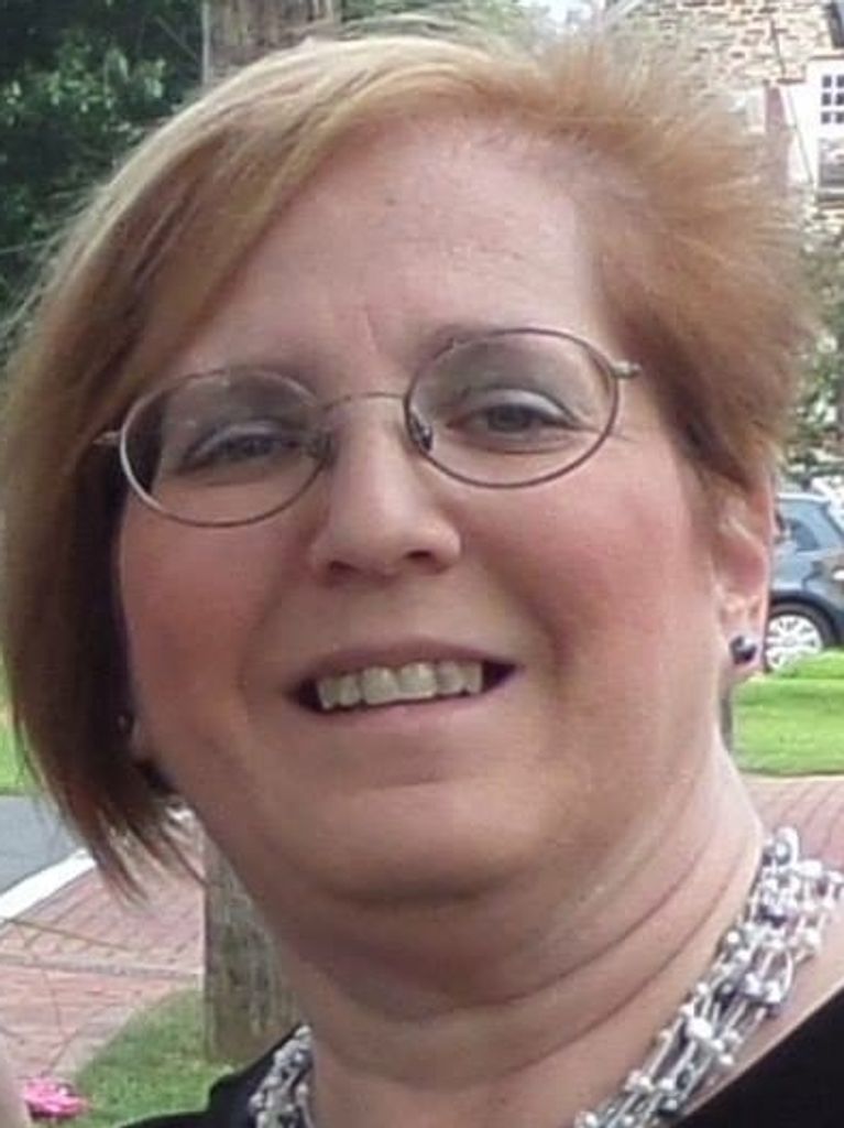 Krevolin, Sherrie Joy