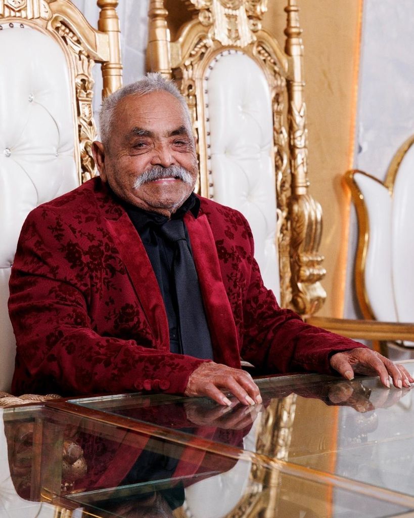 Esteban Flores Sarmienta