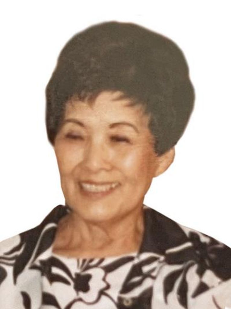 Momoyo "Mo" Patricia Fujiu